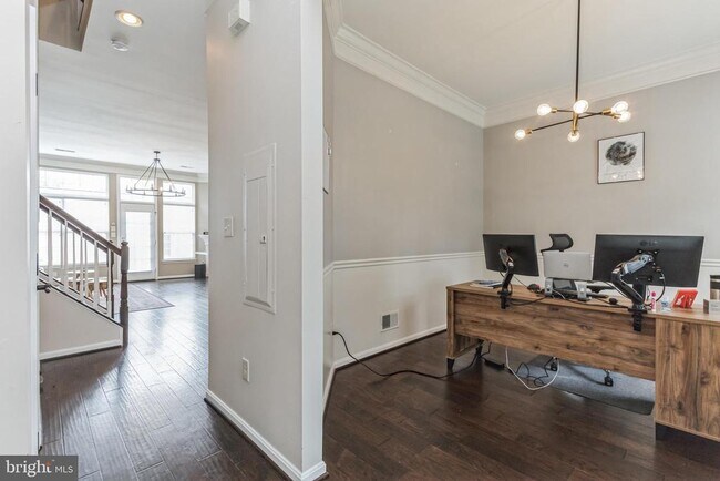 Building Photo - 42753 Stadler Ln