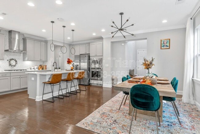 Building Photo - 504 Flip Trail