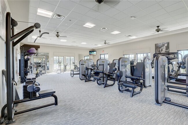 Building Photo - 12020 Arbor Trace Dr