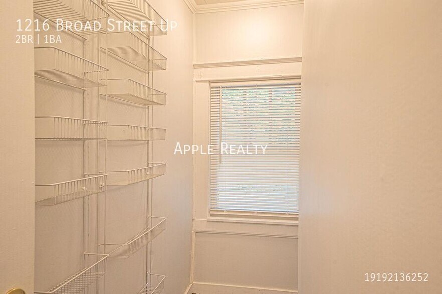 Building Photo - 1216 Broad St