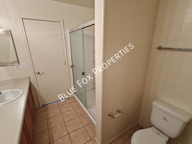 Building Photo - 8262 W Zlacket Dr