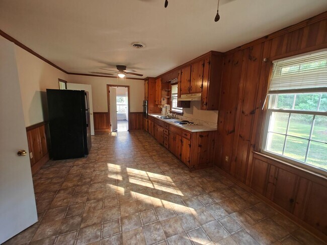 Building Photo - 3 bedroom ranch style home in Amelia