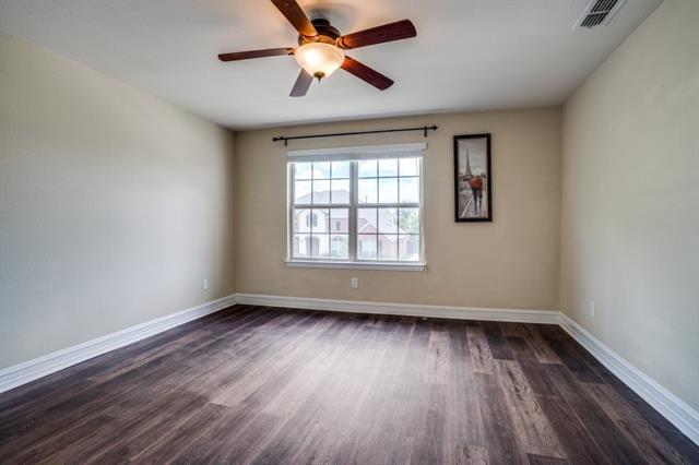 Building Photo - 1060 Enchanted Rock Dr