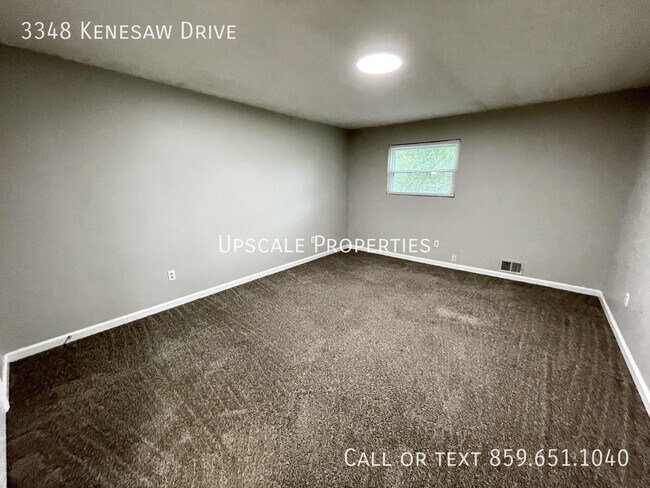 Building Photo - 3348 Kenesaw Dr