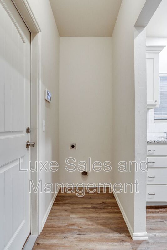 Building Photo - 437 Chalk Hill Ct