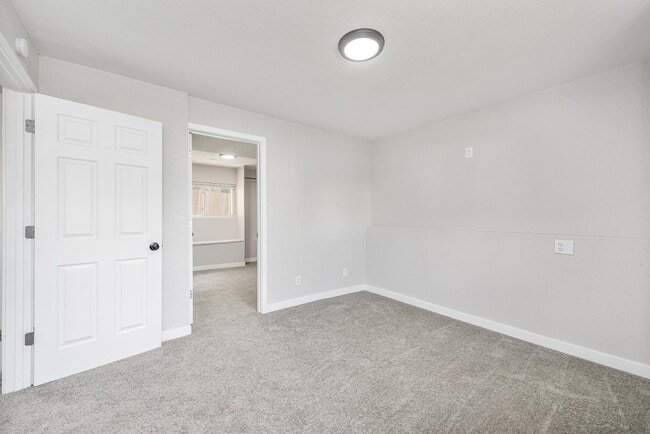 Building Photo - 18912 E Kansas Dr