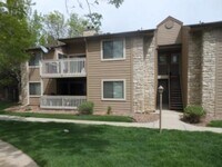 Building Photo - Peakview Ground Floor Condo