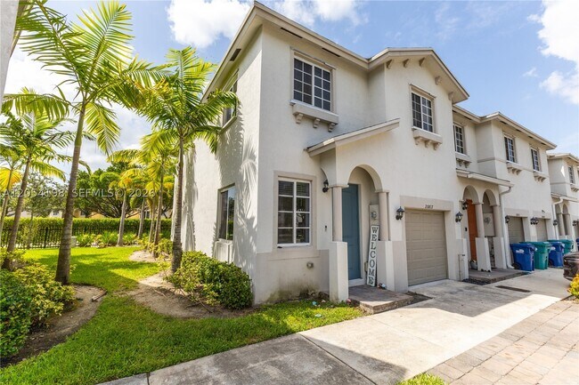 Building Photo - 20817 NW 9th Path