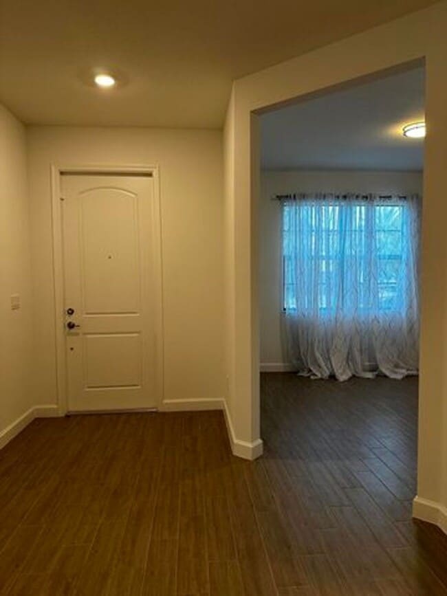 Building Photo - 3507 Bauer Rd