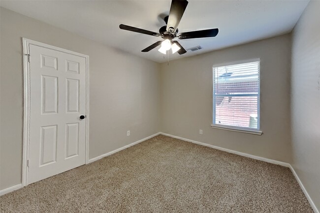 Building Photo - 1407 Buchans Dr