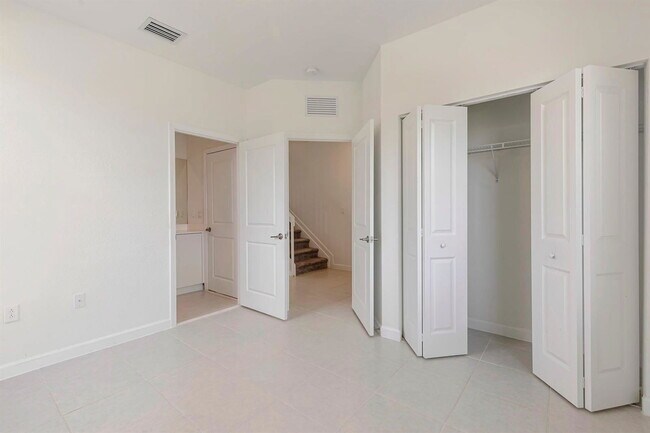 Building Photo - 13304 SW 286th Ter