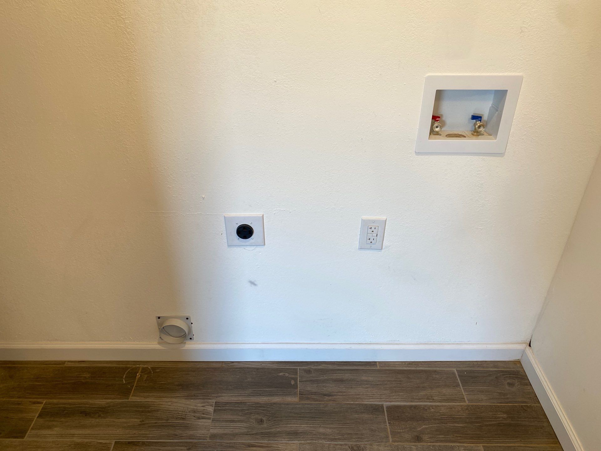 Building Photo - 961 Old Hickory Blvd