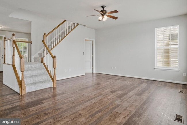 Building Photo - 20460 Charter Oak Dr