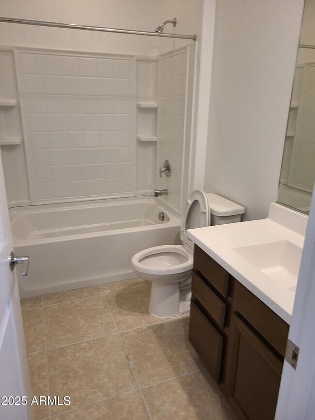 Building Photo - 12354 W Gardenia Ct