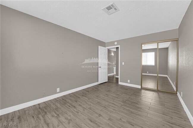 Building Photo - 5336 Mancos Ct