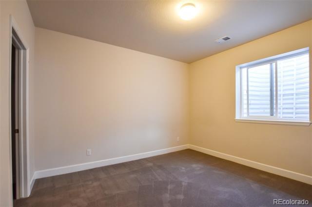 Building Photo - 9761 Beryl Dr