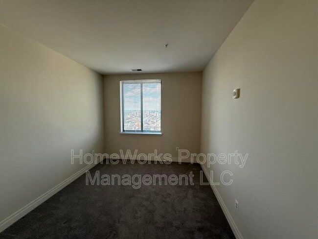 Building Photo - 414 Water St