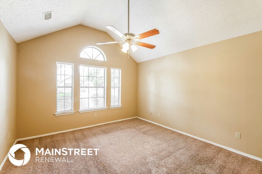 Building Photo - 1632 Riverway Bend Cir