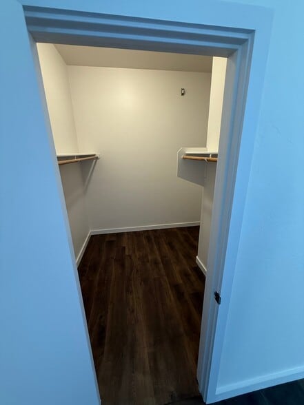 Building Photo - 8538 E Seabury Ct