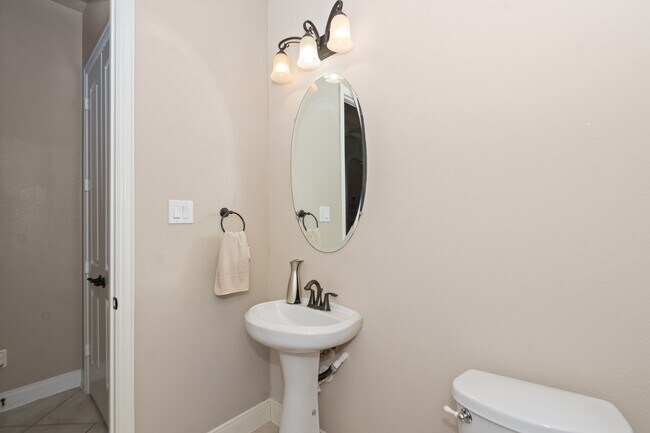 Building Photo - 20214 Parker Bend Ln