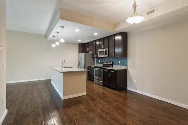 Building Photo - 3617 High Ridge Rd