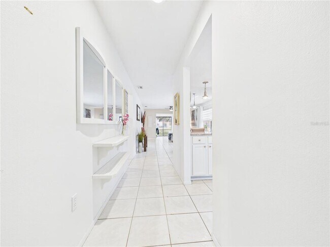 Building Photo - 13250 Ridge Rd