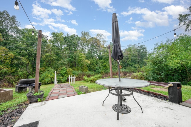 Building Photo - 3605 Cold Harbour Dr
