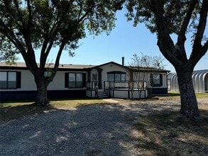 Building Photo - 3163 Fm 1966