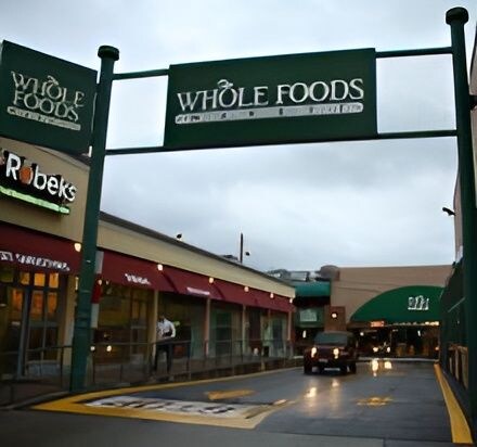 Building Photo - 5102 Warren Plz NW