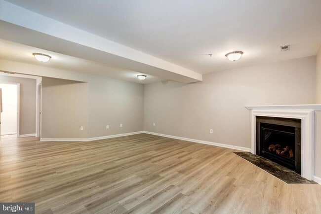 Building Photo - 4719 Springmaid Ln