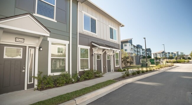 Building Photo - 8511 Myslak Wy