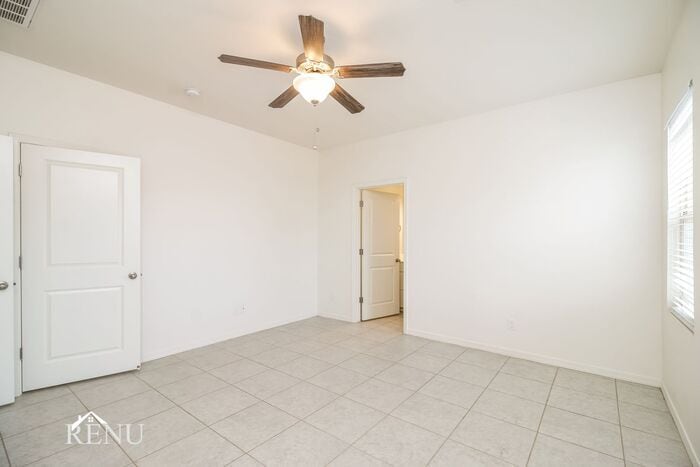 Building Photo - 35494 W San Capistrano Ave