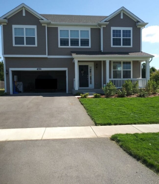 Primary Photo - 654 Otter Way