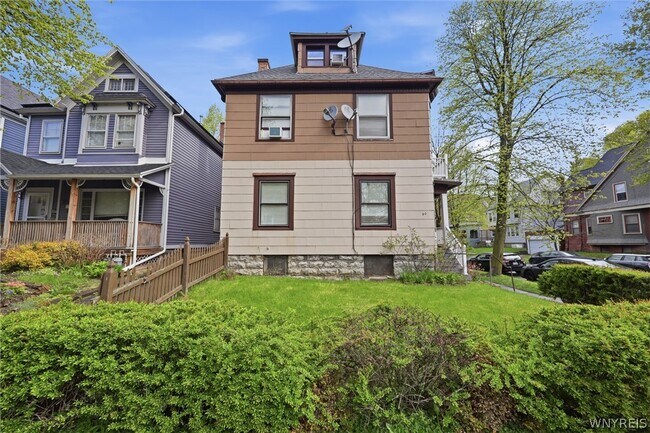 Building Photo - 80 Anderson Pl