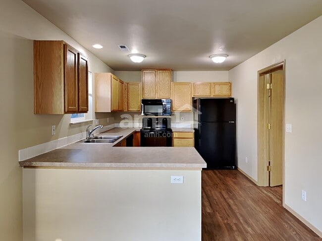 Building Photo - 10418 192nd Street Ct E