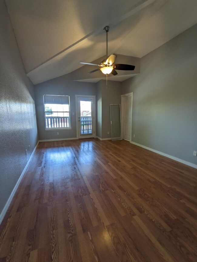 Building Photo - 12509 Sun Haven Dr