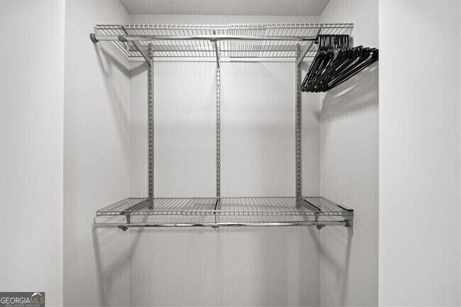 Building Photo - 1364 Rietveld Row NW