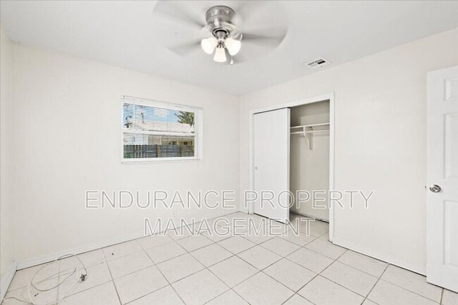 Building Photo - 143 W 28th St