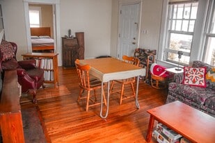 Building Photo - 211 W Geer St