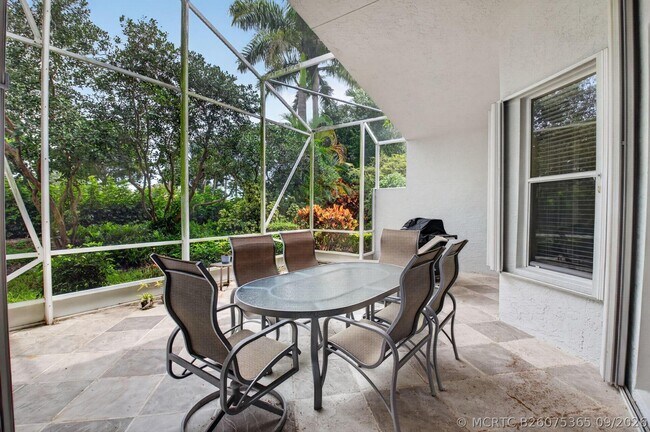 Building Photo - 11176 Ihilani Way