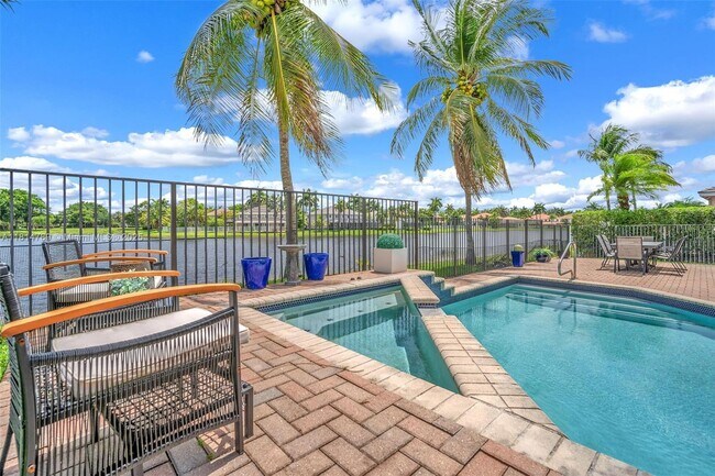 Building Photo - 1737 Harbor View Cir