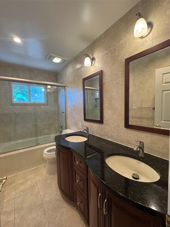 Building Photo - 371 White Birch Ln