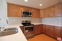 Building Photo - 2170 Century Pk E