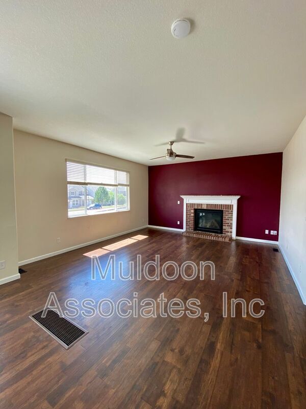 Building Photo - 7605 Dobbs Dr