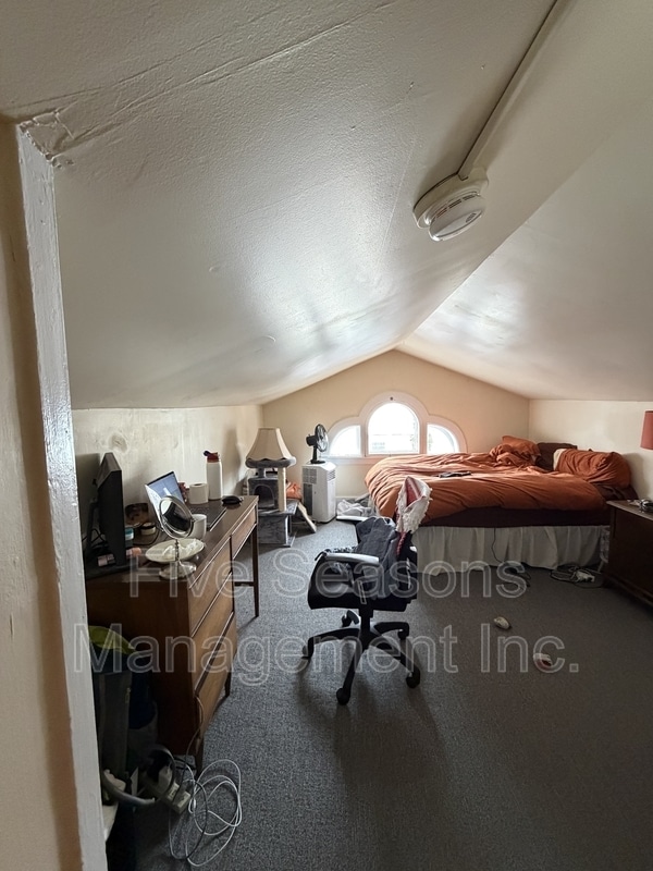 Building Photo - 68-70 North Union Street - #3 Rear