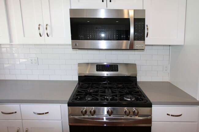 Building Photo - 19756 Collier St