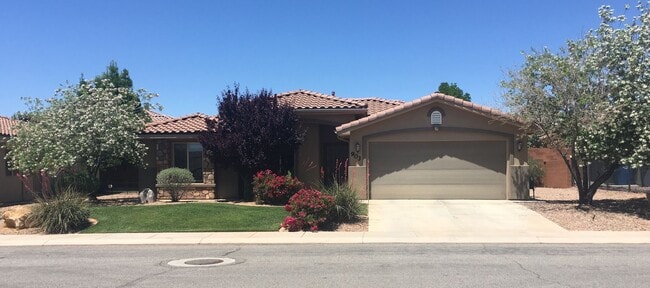 Primary Photo - Adorable 3-Bedroom Home with 2-Car Garage ...