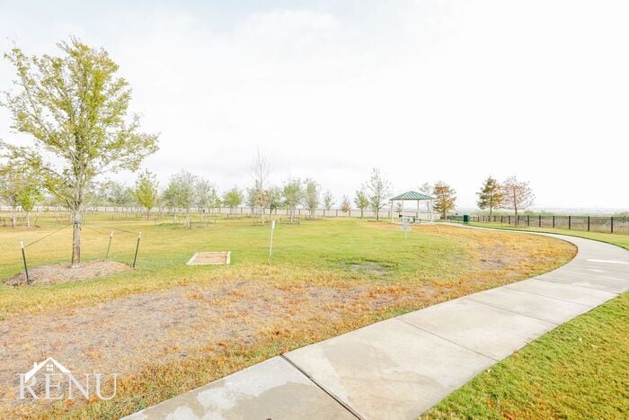 Building Photo - 2935 Jackson Smt