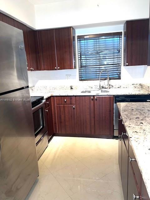 Building Photo - 2600 S Ocean Dr