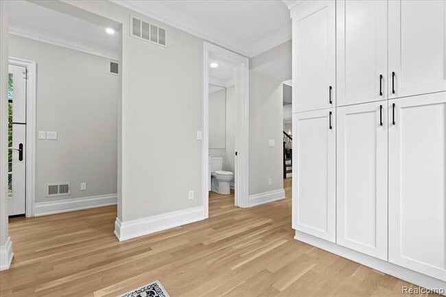 Building Photo - 1897 Norfolk St